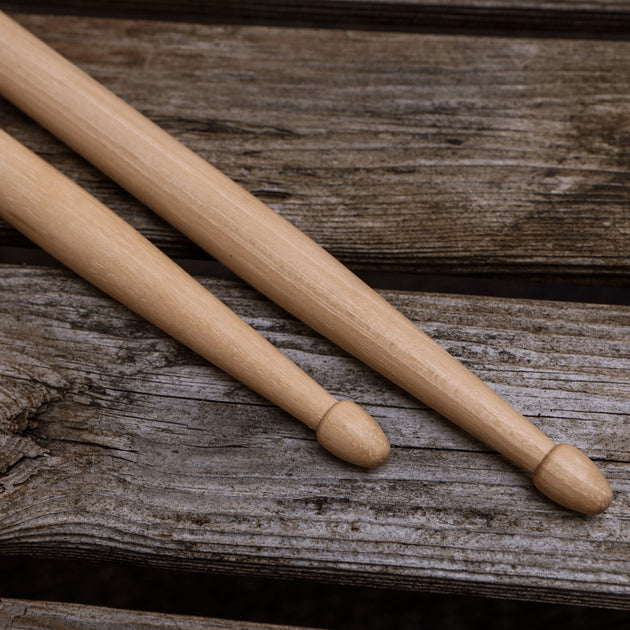 Vic Firth American Classic® Extreme 5B Drum Sticks, Hickory, Wood Tip