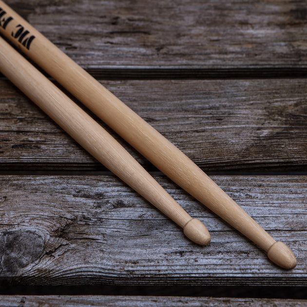 Vic Firth  American Classic® 5B Drum Sticks,  Hickory, Wood Tip